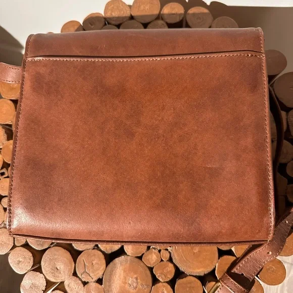 Brandy Melville Brown Crossbody Bag - Picture 3 of 4